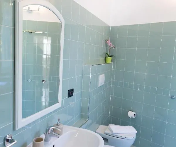 Pool Near Free Parking * בלאג'יו