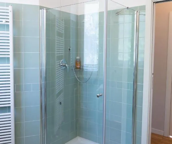 Pool Near Free Parking דירה *