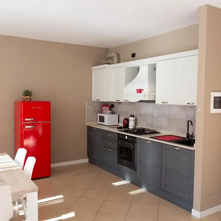 Pool Near Free Parking Apartman Bellagio