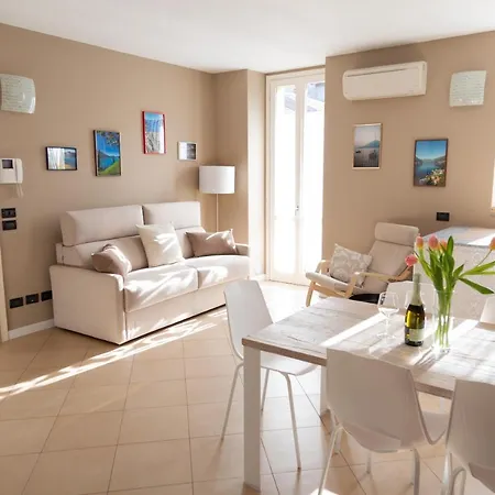 Pool Near Free Parking Apartman Bellagio