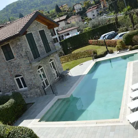 Pool Near Free Parking Bellagio