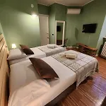 Pool Near Free Parking Apartment *