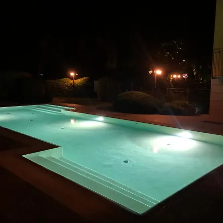 Pool Near Free Parking