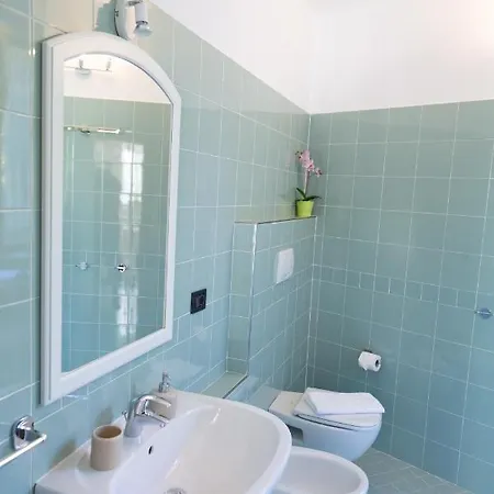 Pool Near Free Parking * ベッラージョ