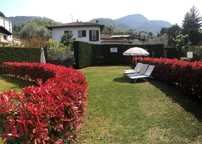 Pool Near Free Parking *